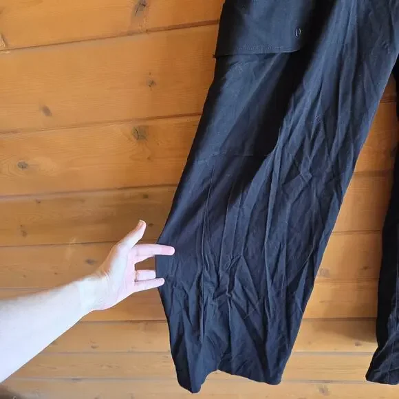 Torrid Cargo Pant Wide Leg Black Stretchy Waist Pocket 1R Flowy Bottom Gorpcore - Picture 5 of 6